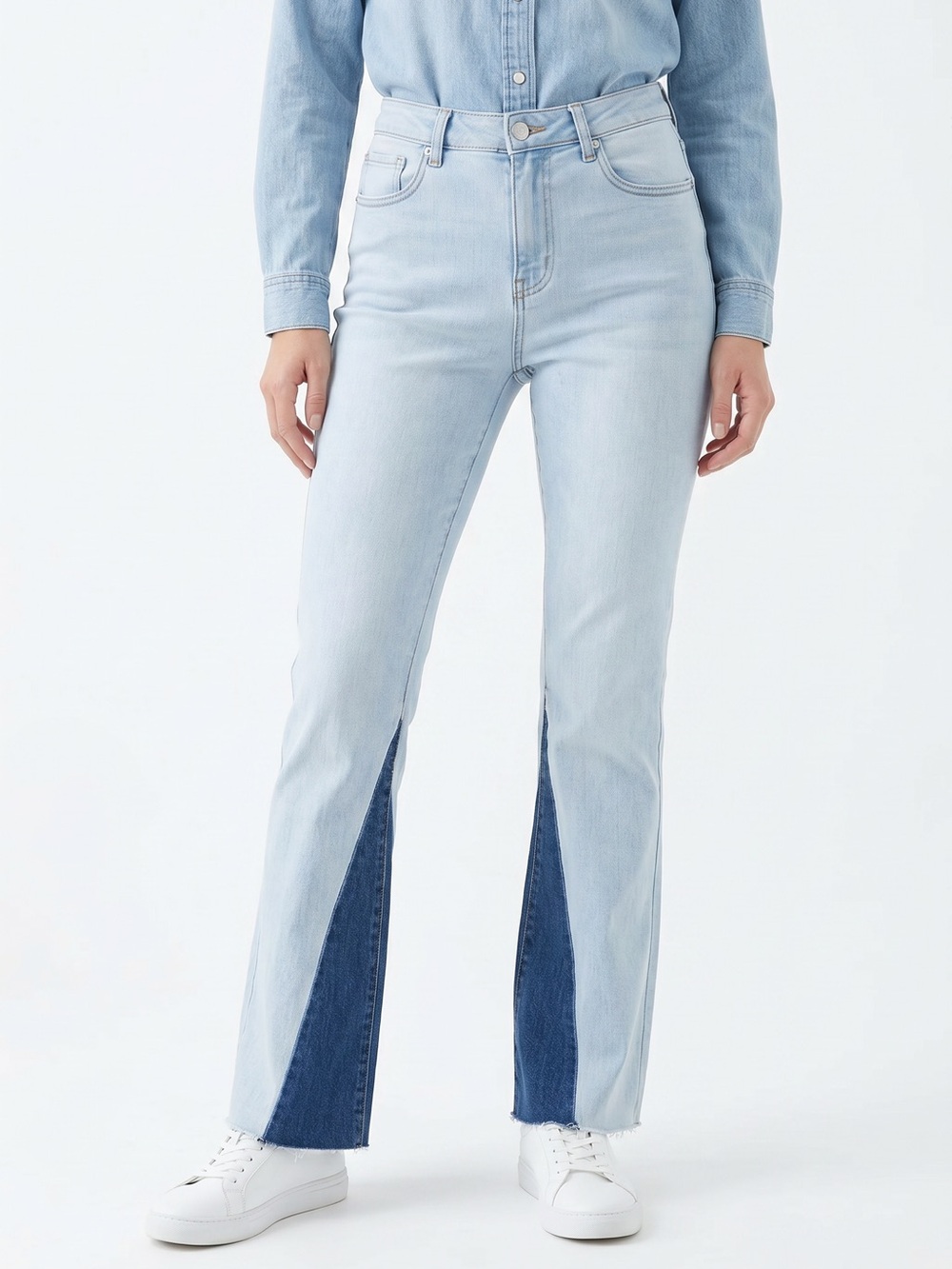 THE ROOM | Two Tone Crop Jeans Size Small